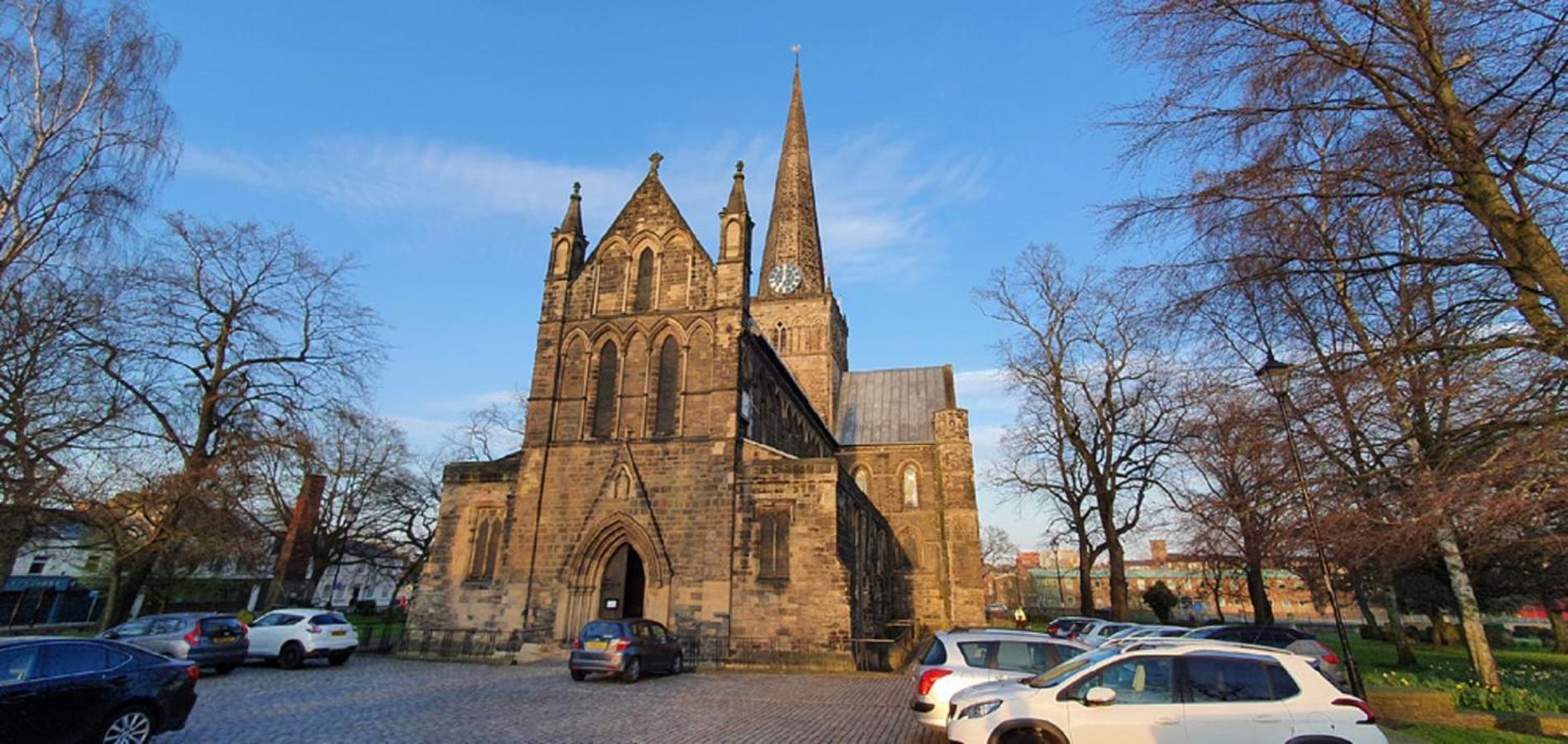 Apartment 1 Exquisite Two King Bedroom With En Suites - Close To The Town Centre, Rail, Airport And Theatre Darlington  Esterno foto